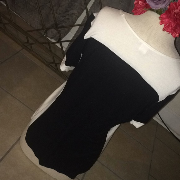 Top - Picture 2 of 3